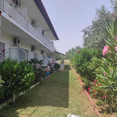 Noula Rooms ماكريغيالوس المظهر الخارجي الصورة